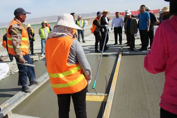 //static2.ivwen.com/users/9857553/bde660fb45bf4cfba738a6d0b87e0f14.jpg-mobile